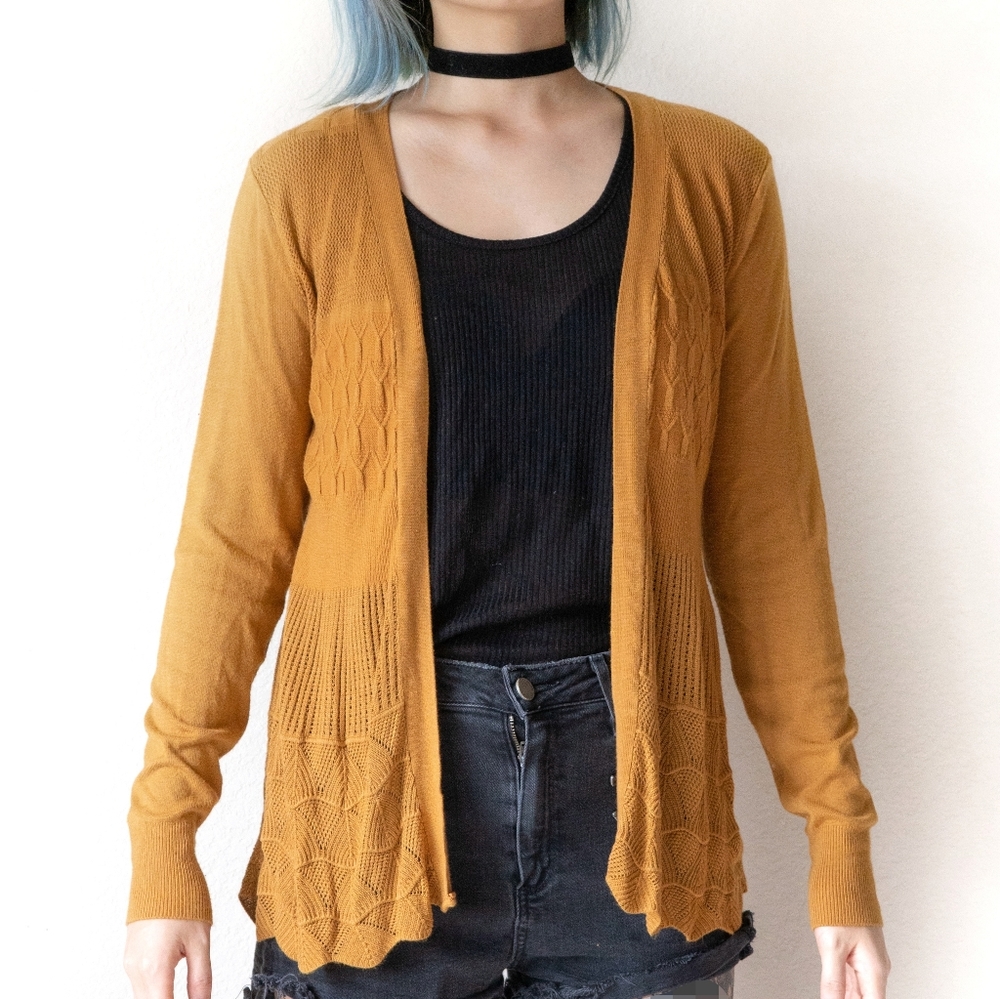 Golden open-knit scalloped cardigan